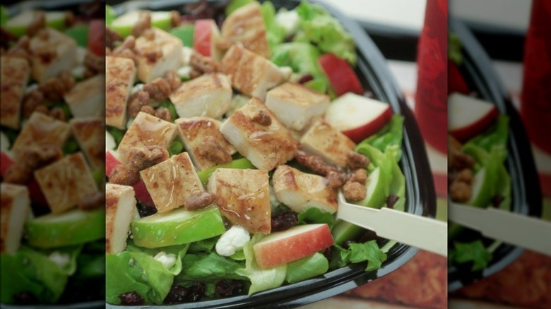 Wendy's Apple Pecan Salad