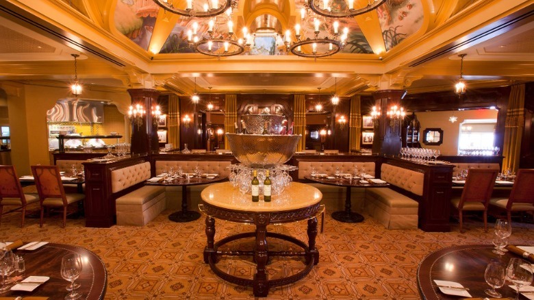 Carthay Circle interior dining area