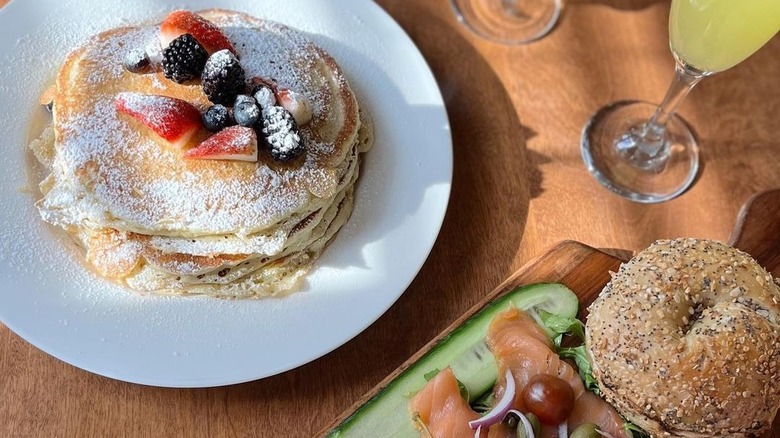 pancakes berries bagel