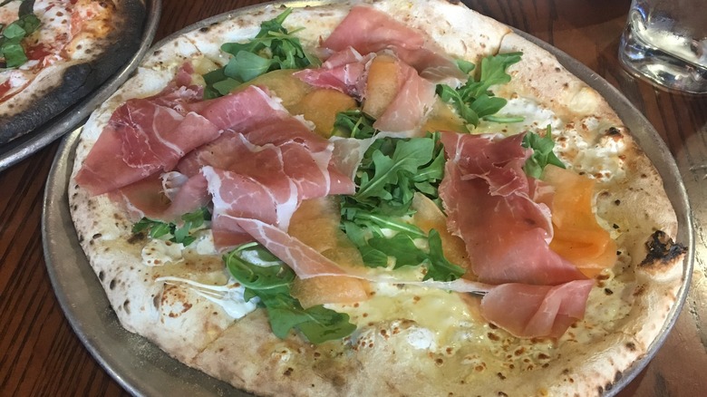 Pizza with prosciutto