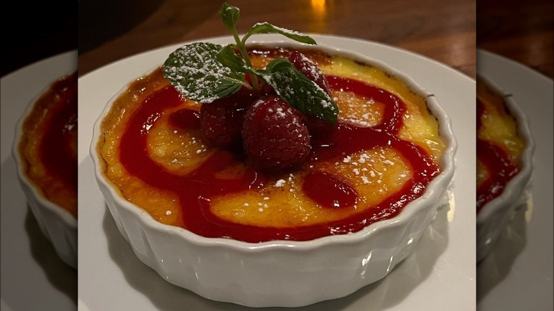 Creme brulee with raspberry 