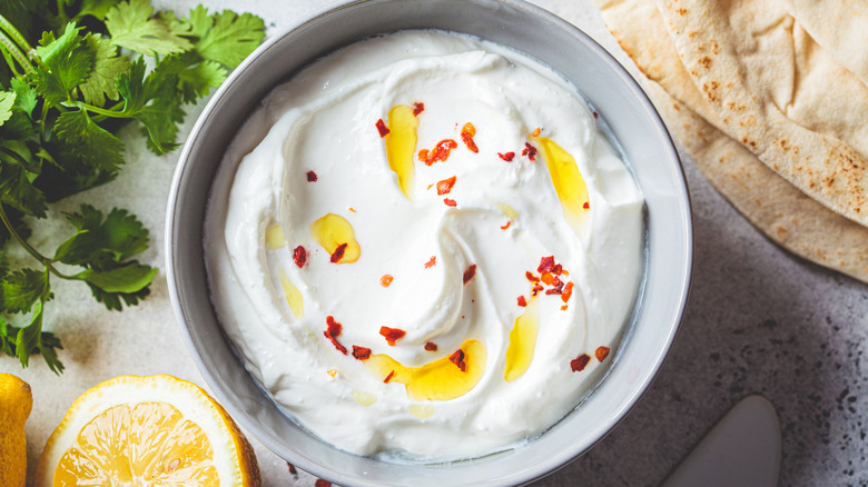Whipped ricotta dip with pita