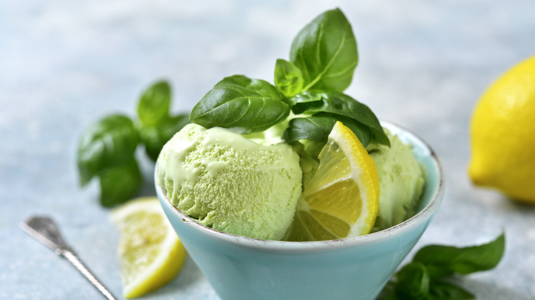 Basil ice cream in bowl