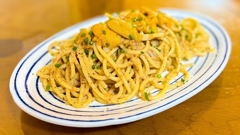 Spaghetti with sea urchin