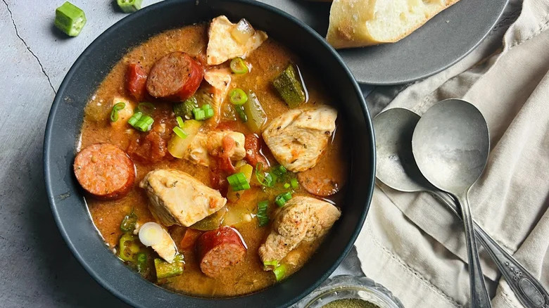 Chicken gumbo in bowl 