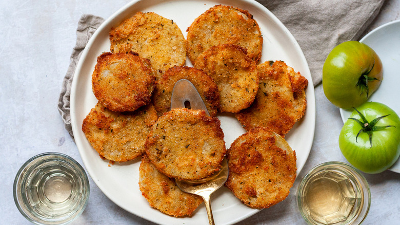 Plate of fried green tomatoes 