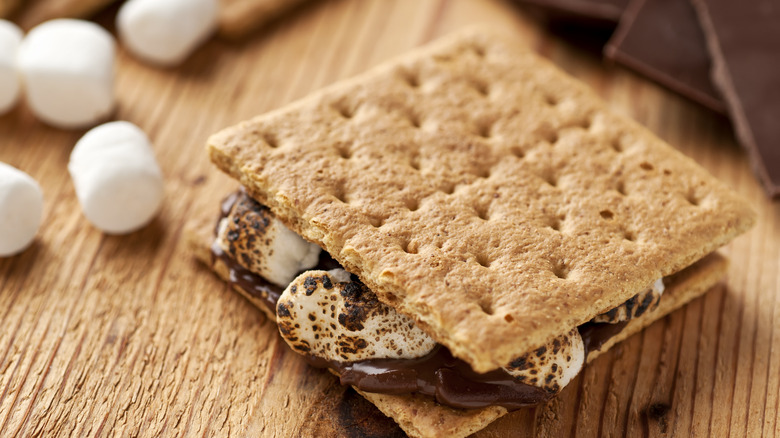 S'mores with marshmallows on wood