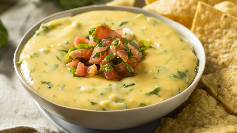 Chile con queso with chips