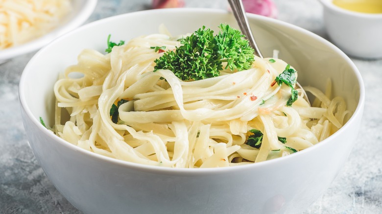 Linguine with Parmesan and olive oil