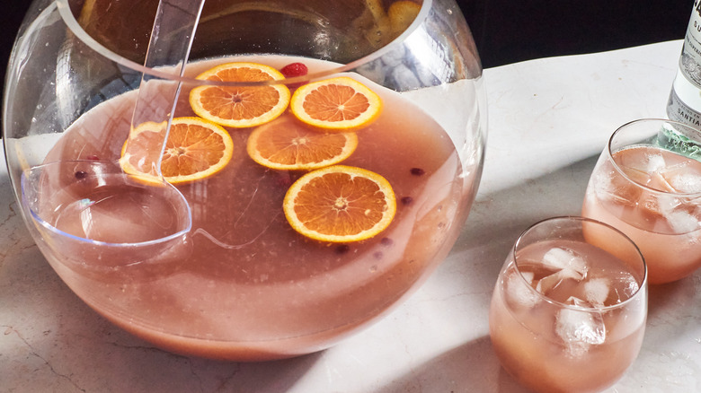 20 Cocktails To Kick Your 2025 Super Bowl Party Up A Notch