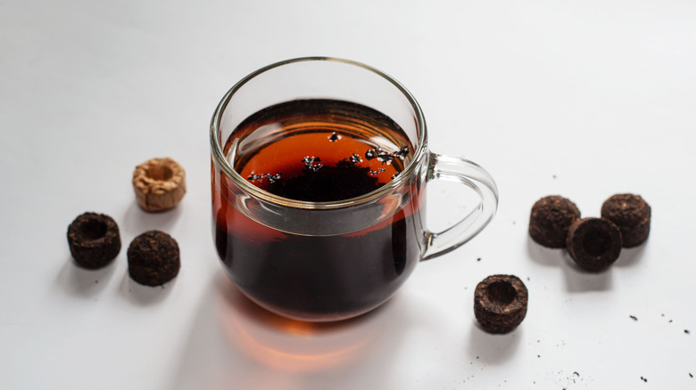 Pu'er tea and pressed leaves