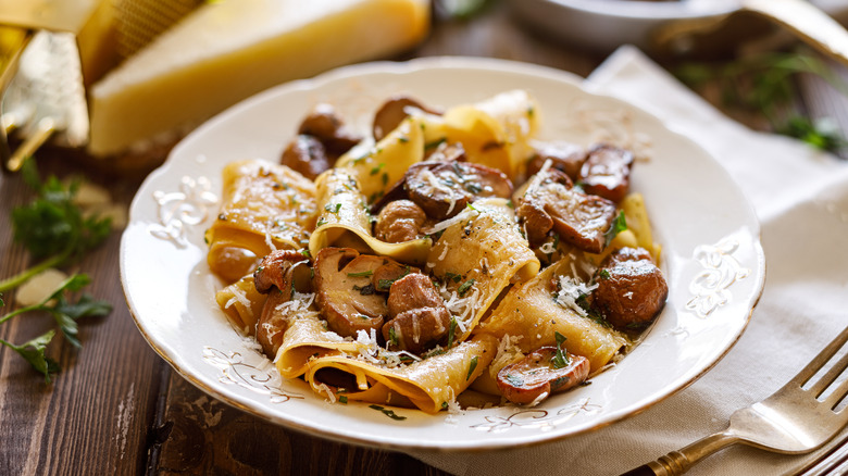 Creamy mushroom pasta on plate