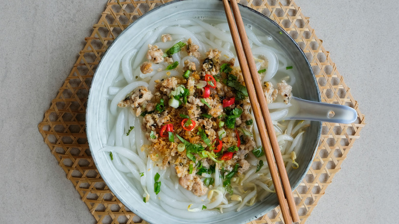 plate of silver needle noodles