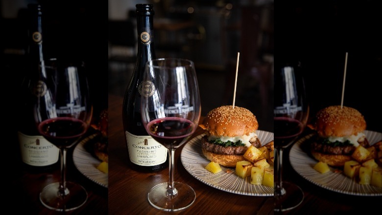 Medici Ermete Lambrusco and burger