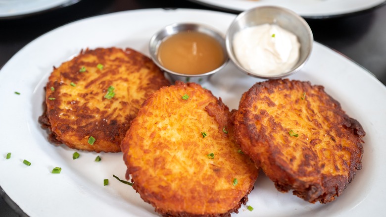 potato latkes with sour cream