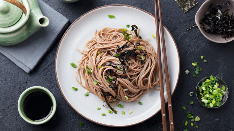 soba noodles seaweed green onion