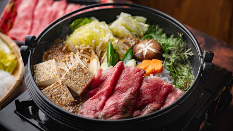 japanese sukiyaki hot pot