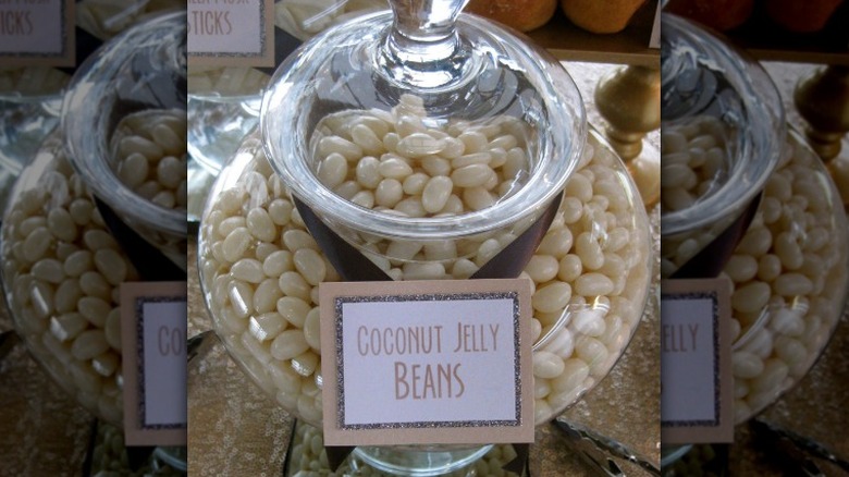 Coconut jelly beans