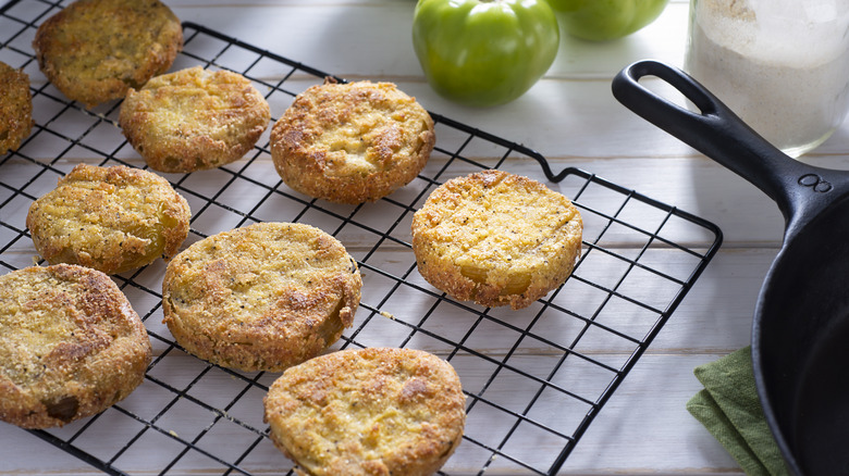 Fried green tomatoes