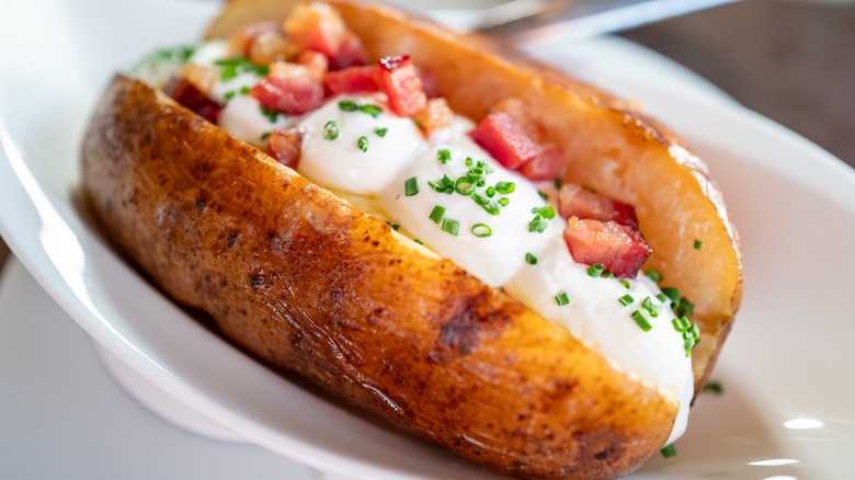 Baked potato with toppings