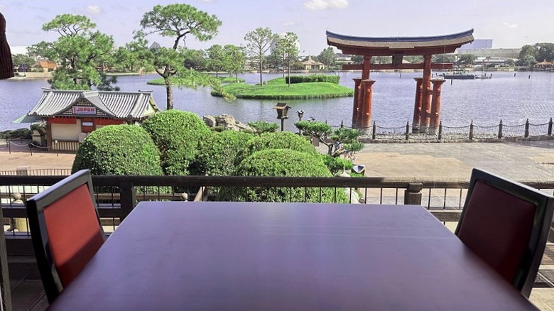 table at Shiki-Sai