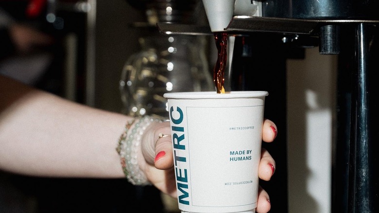 Metric Coffee paper cup