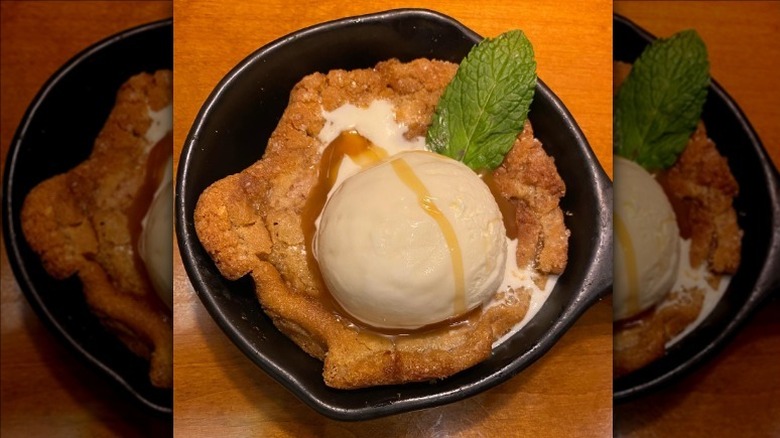 Salted Caramel Cookie Skillet