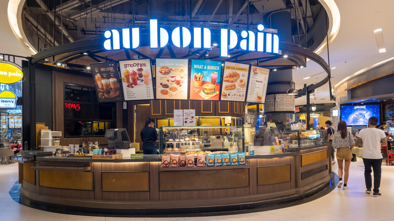 Au Bon Pain kiosk location
