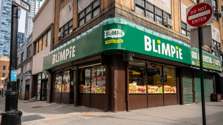 Blimpie exterior with green awning