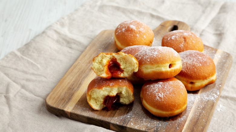 Paczki on a board