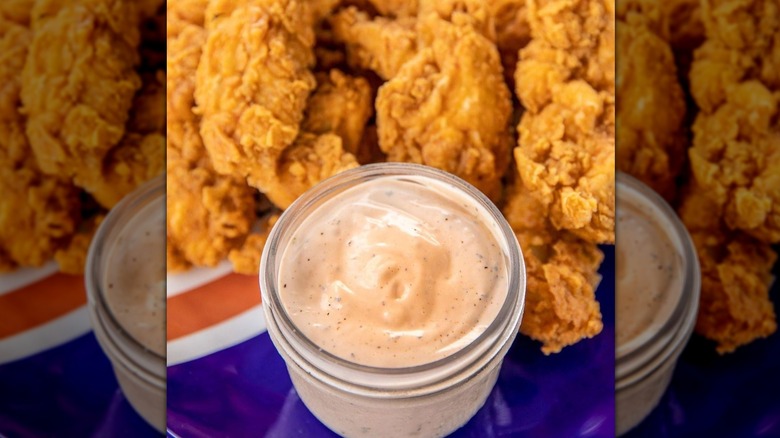 Comeback sauce and chicken fingers