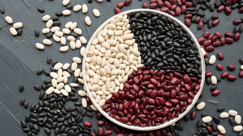 Cannellini, kidney, black beans in bowl