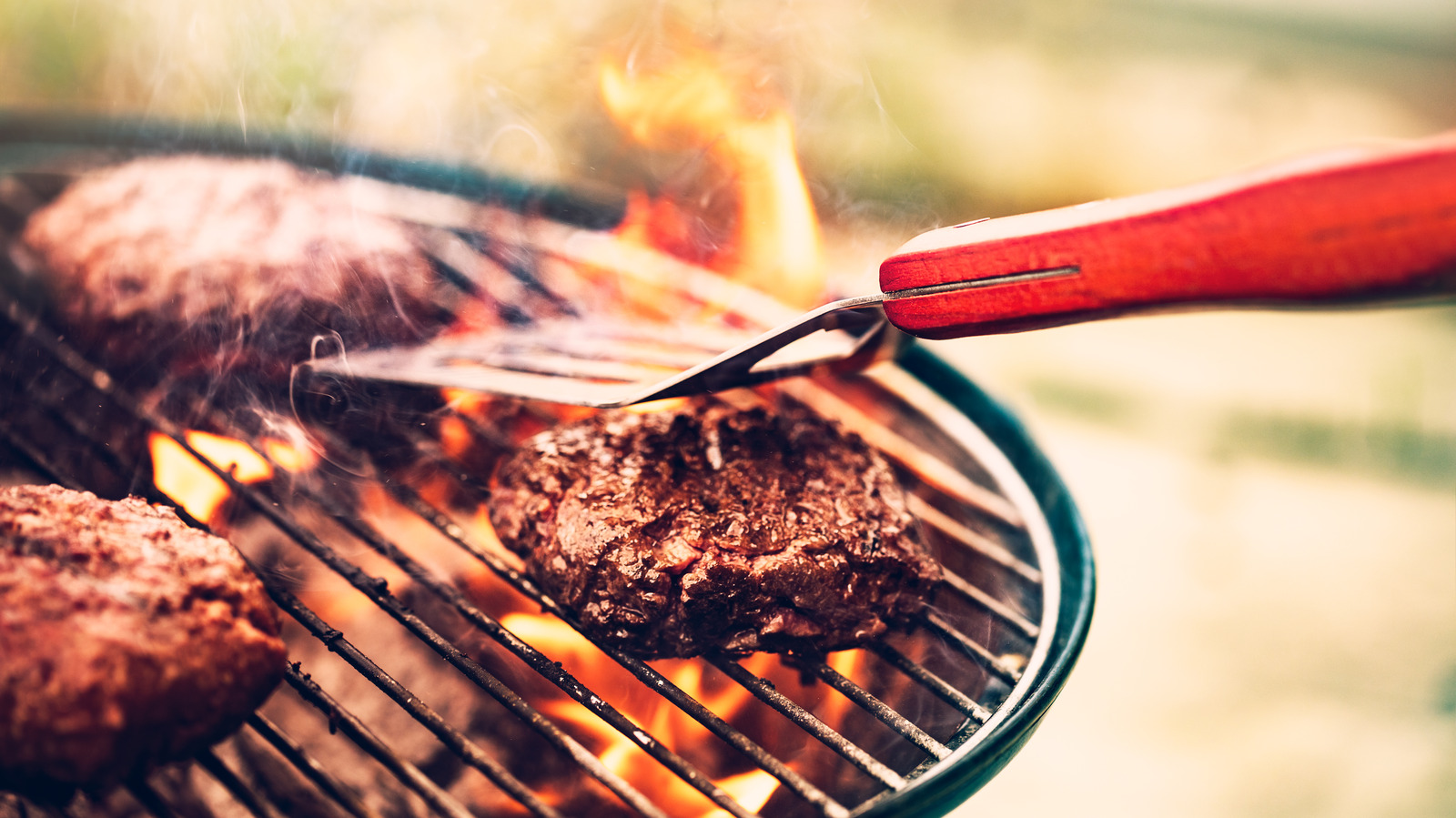 20 Tips You Need For Grilling The Ultimate Burgers This Summer
