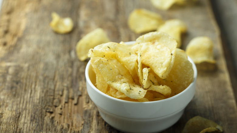 potato chips in a bowl