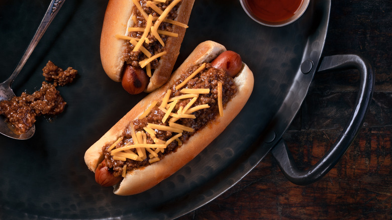 Chili dogs with cheese