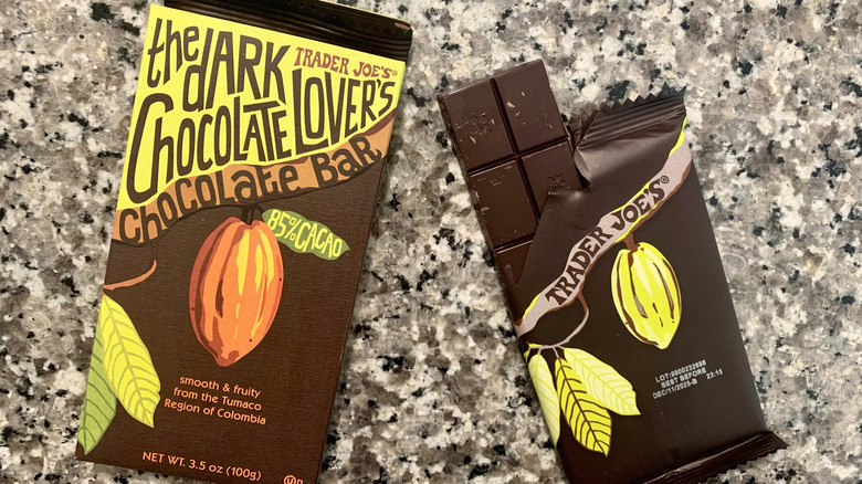 trader joe's Dark Chocolate Bar