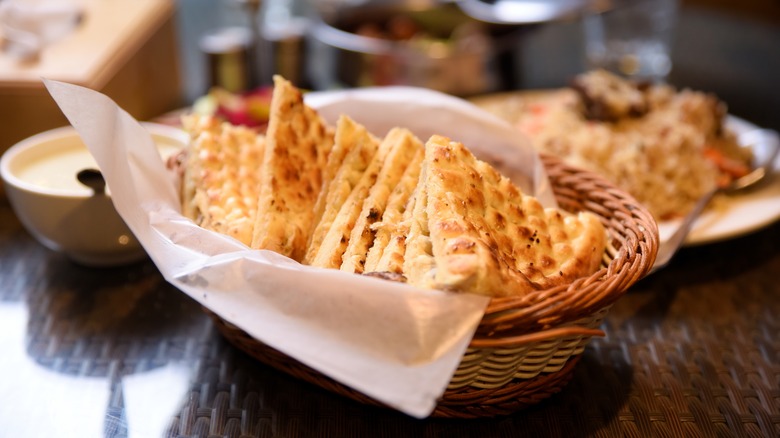 Pakistani roghni naan in basket