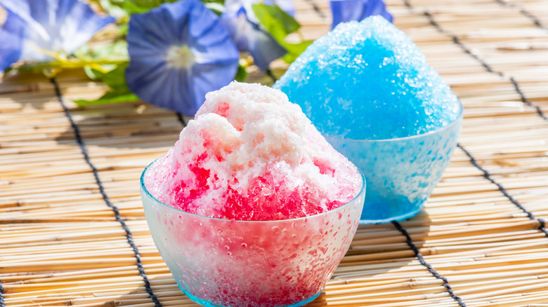 Flavored shaved ice