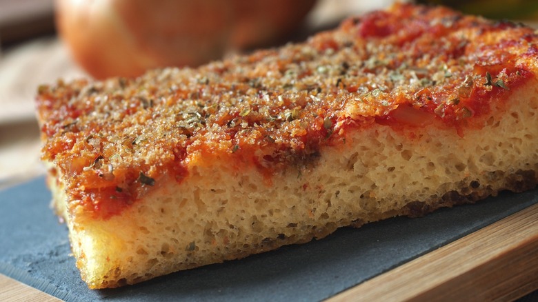 Sicilian pizza foccacia tomato topping