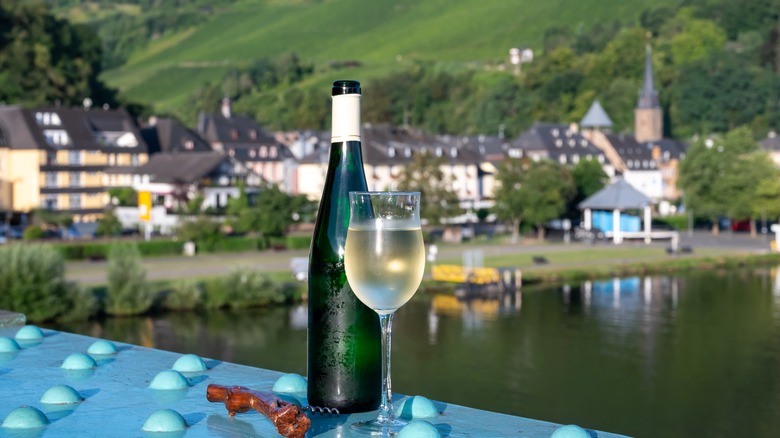 Riesling glasses on riverside