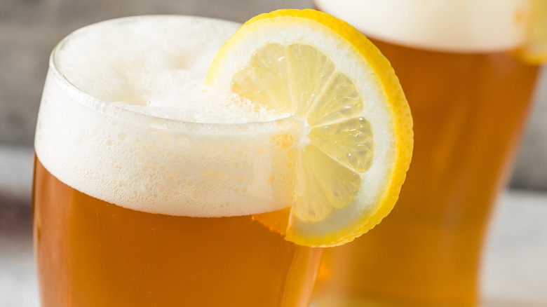 shandy with lemon slice