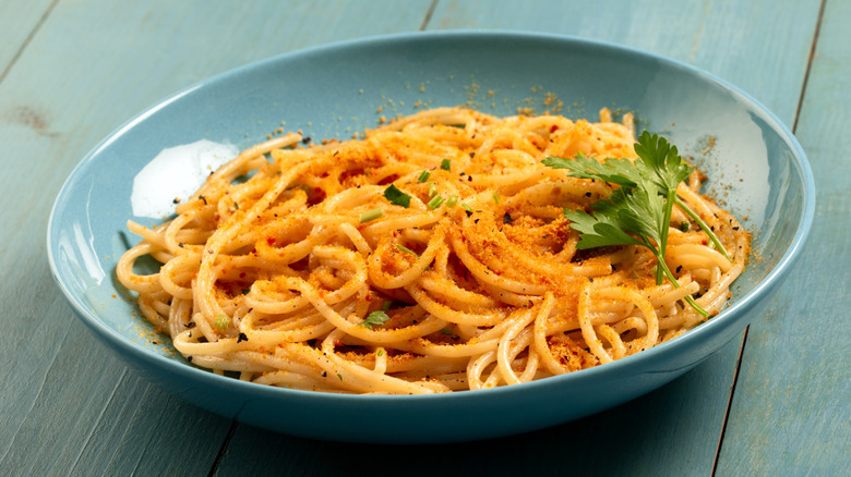 spaghetti with gratted bottarga and fresh parsley