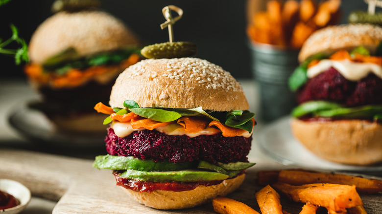 Veggie burger with barbecue sauce