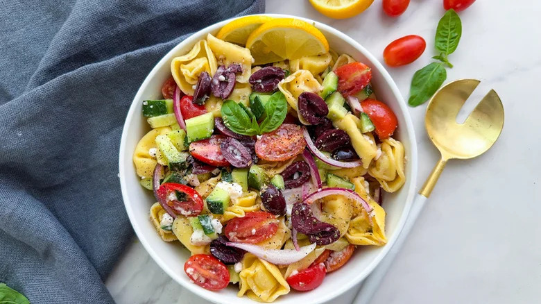 Tortellini salad in bowl 