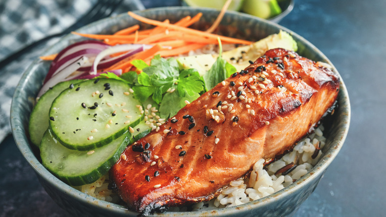 salmon with rice and vegetables