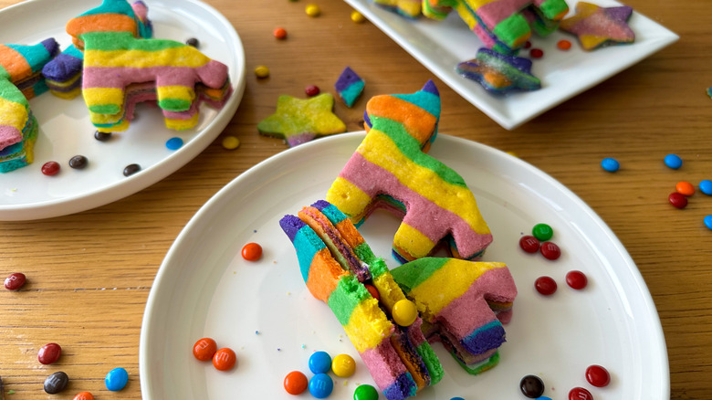 horse-shaped rainbow piñata cookies