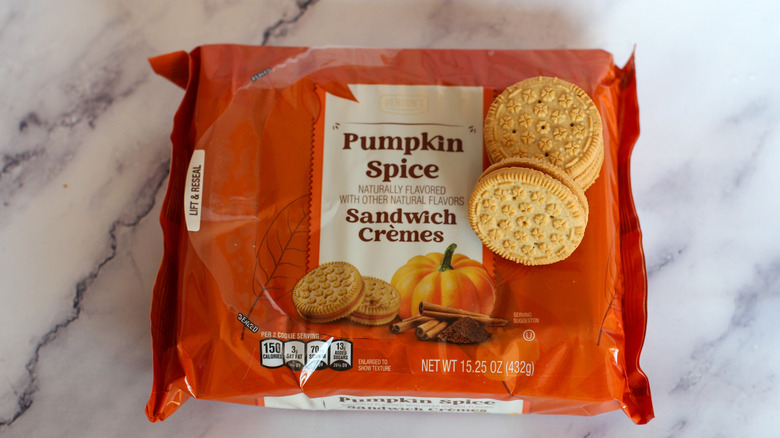 Pumpkin creme cookies