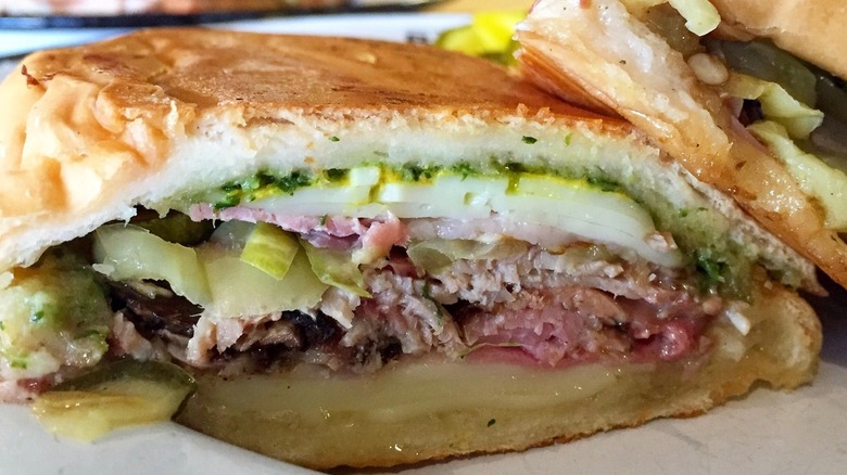 Cuban sandwich with pickles