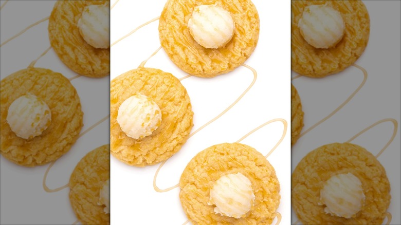 Crumbl cornbread cookies