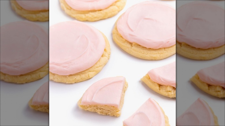 Crumbl pink sugar cookie